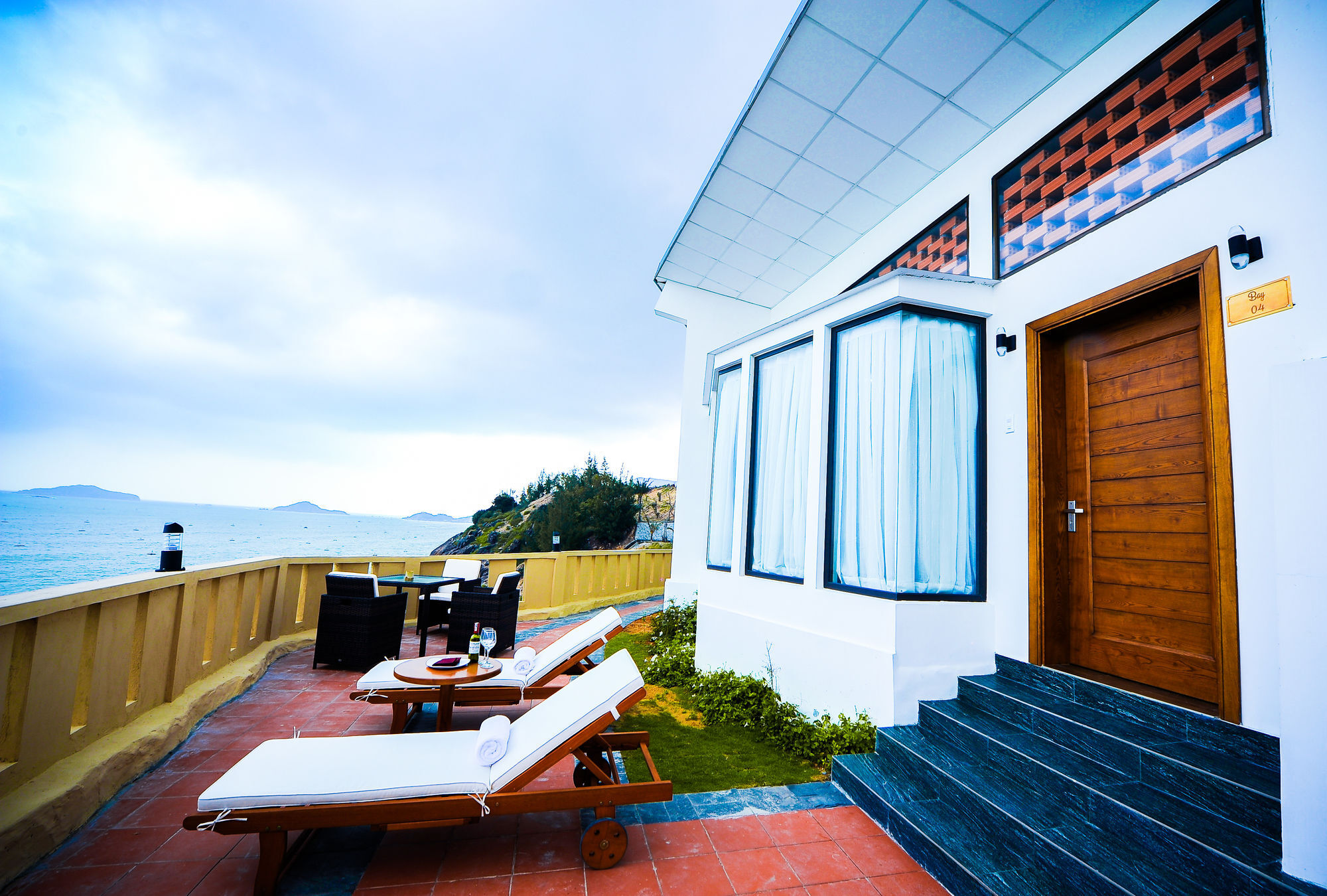Aurora Villas And Resort Куїнон Екстер'єр фото