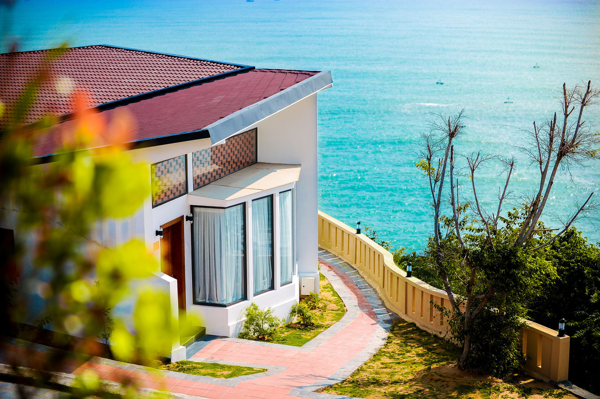 Aurora Villas And Resort Куїнон Екстер'єр фото